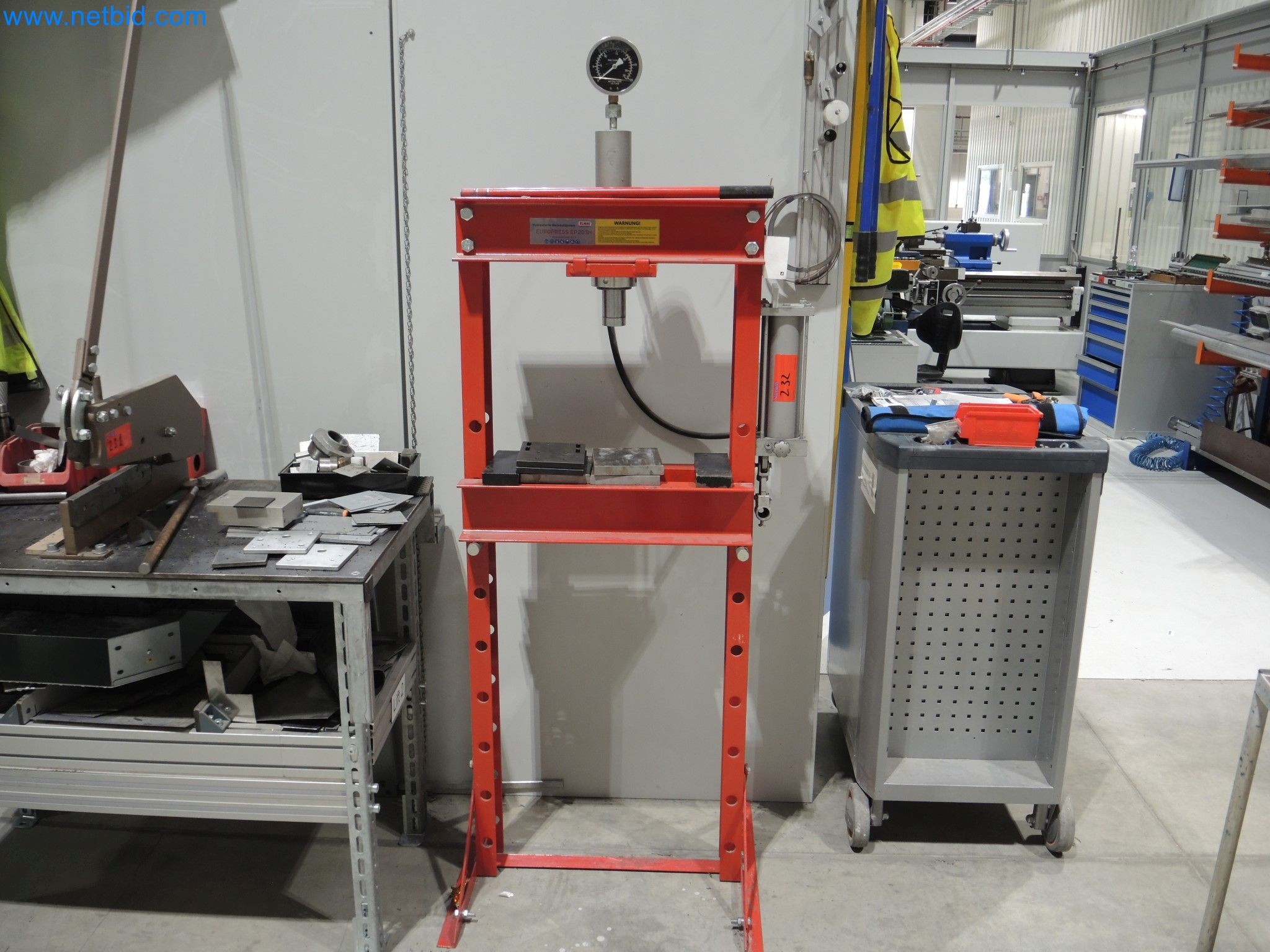 State-of-the-art production facilities for technical ceramics and PTC heating elements-1