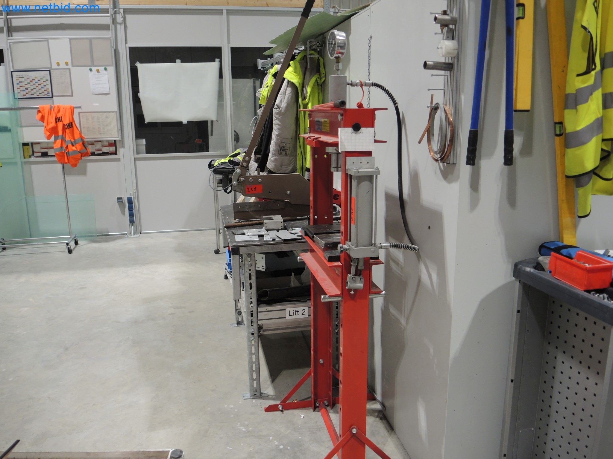 State-of-the-art production facilities for technical ceramics and PTC heating elements-3