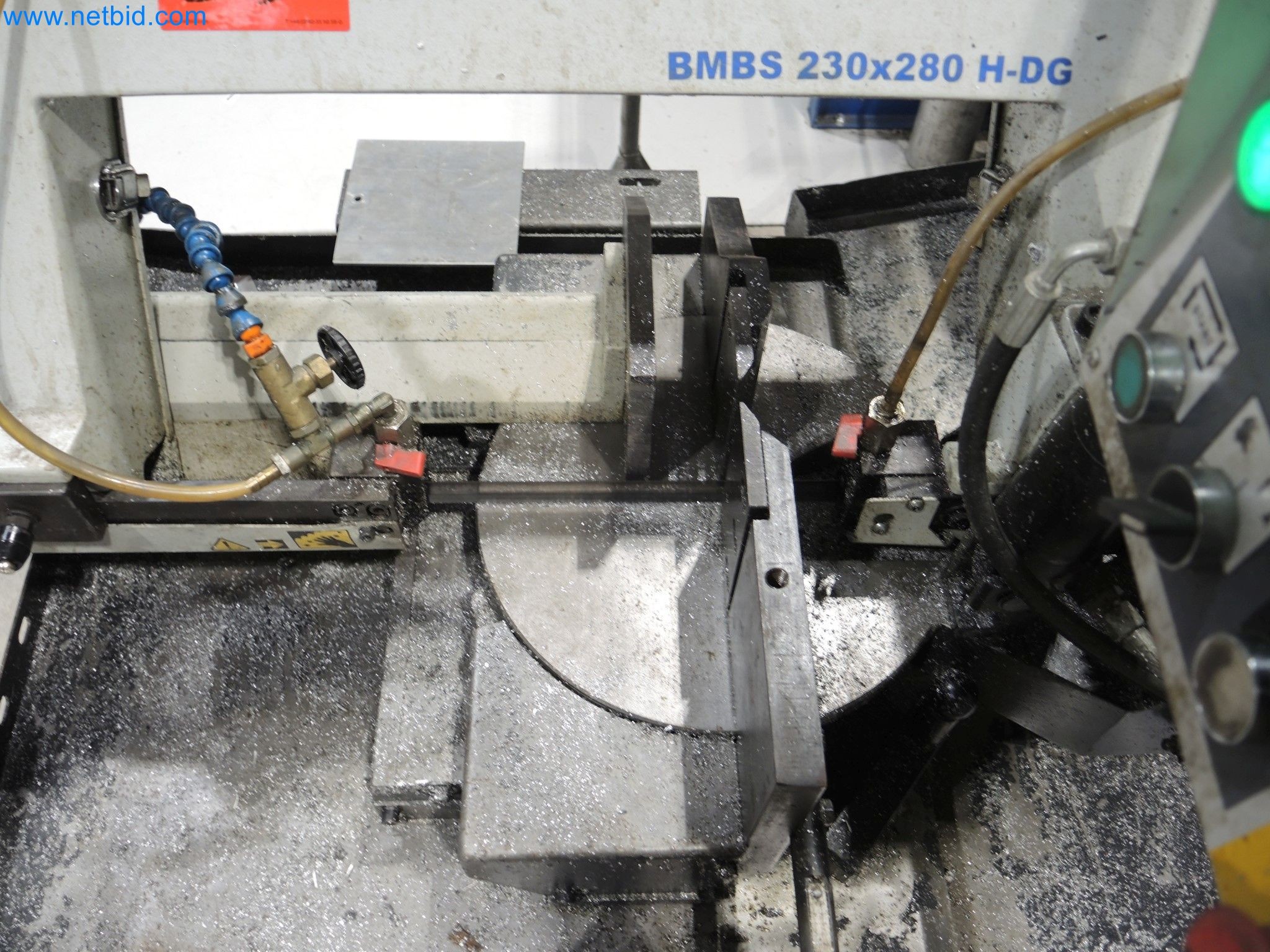 State-of-the-art production facilities for technical ceramics and PTC heating elements-4