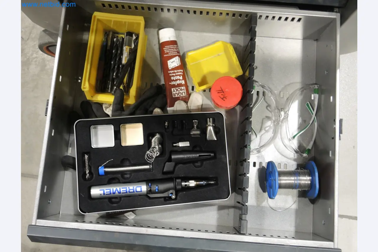 State-of-the-art production facilities for technical ceramics and PTC heating elements-10