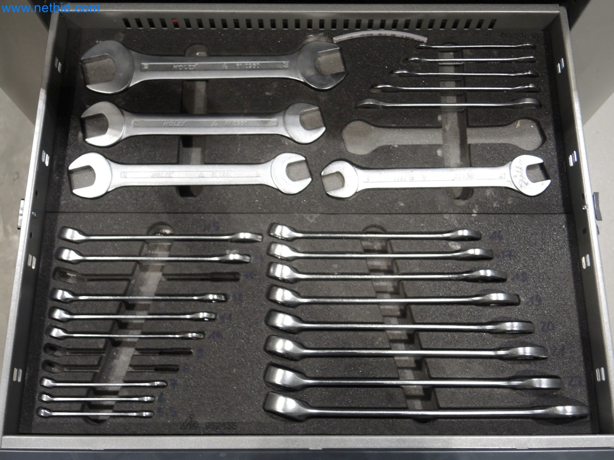State-of-the-art production facilities for technical ceramics and PTC heating elements-6