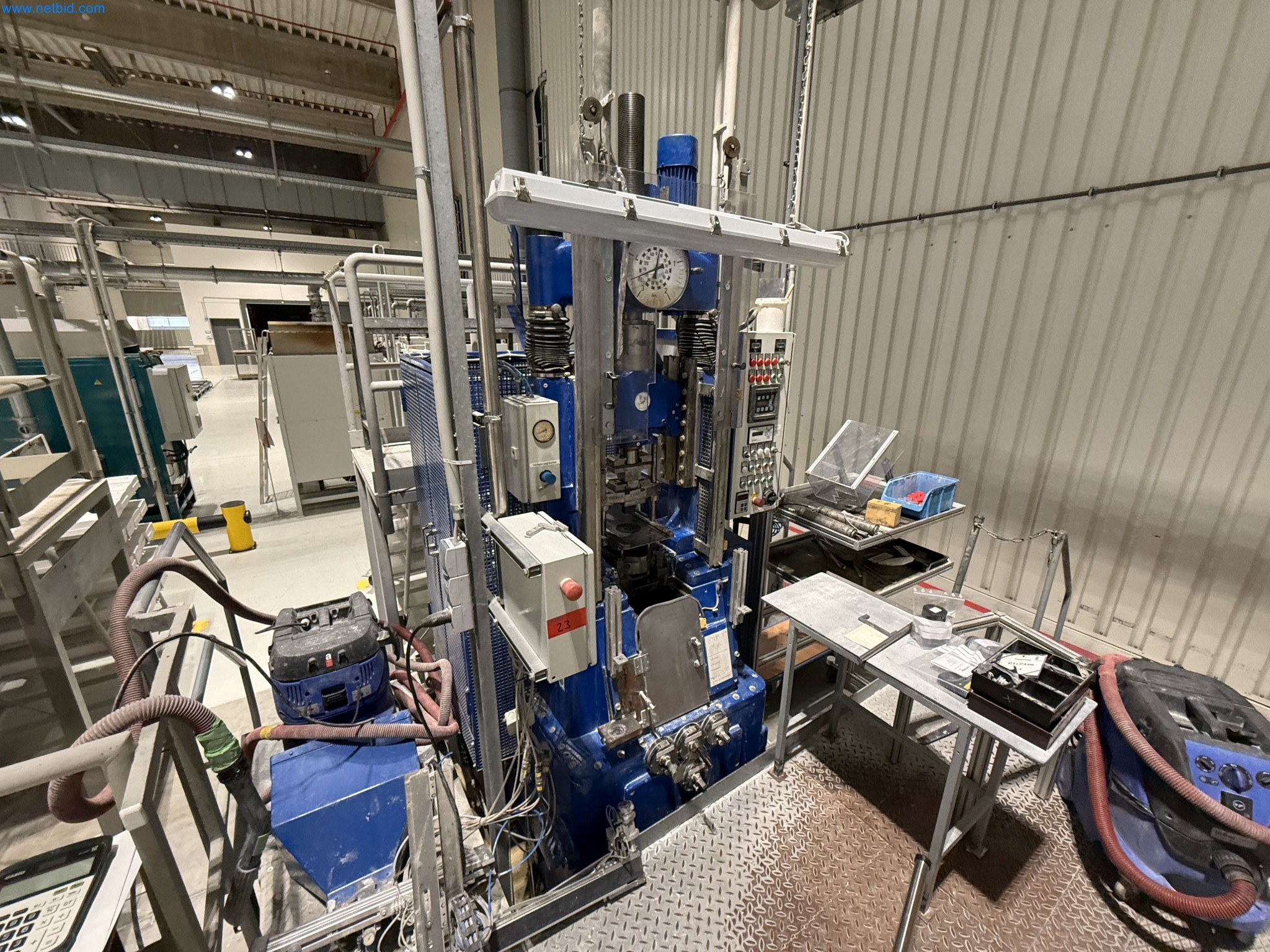 State-of-the-art production facilities for technical ceramics and PTC heating elements-1