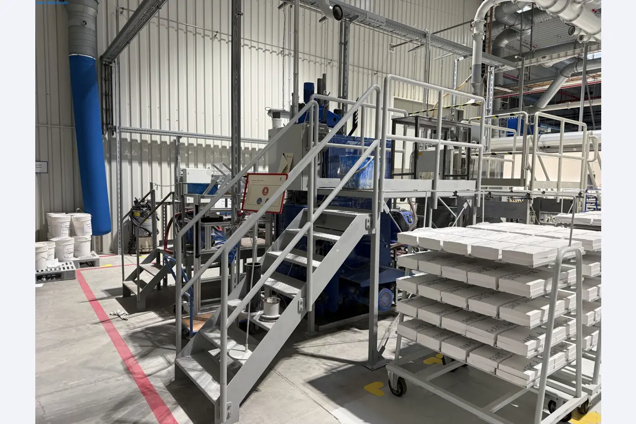 State-of-the-art production facilities for technical ceramics and PTC heating elements-8