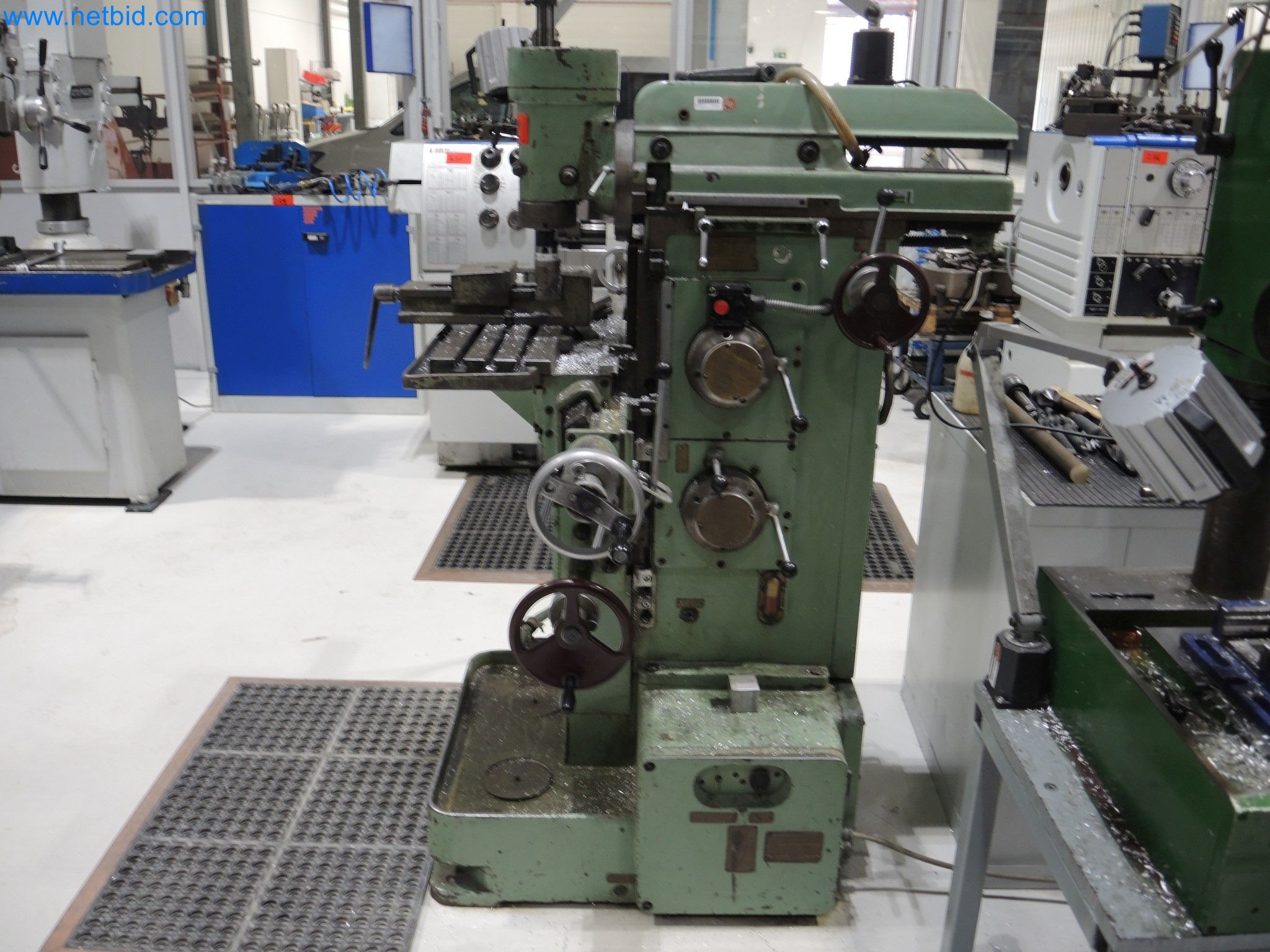 State-of-the-art production facilities for technical ceramics and PTC heating elements-4