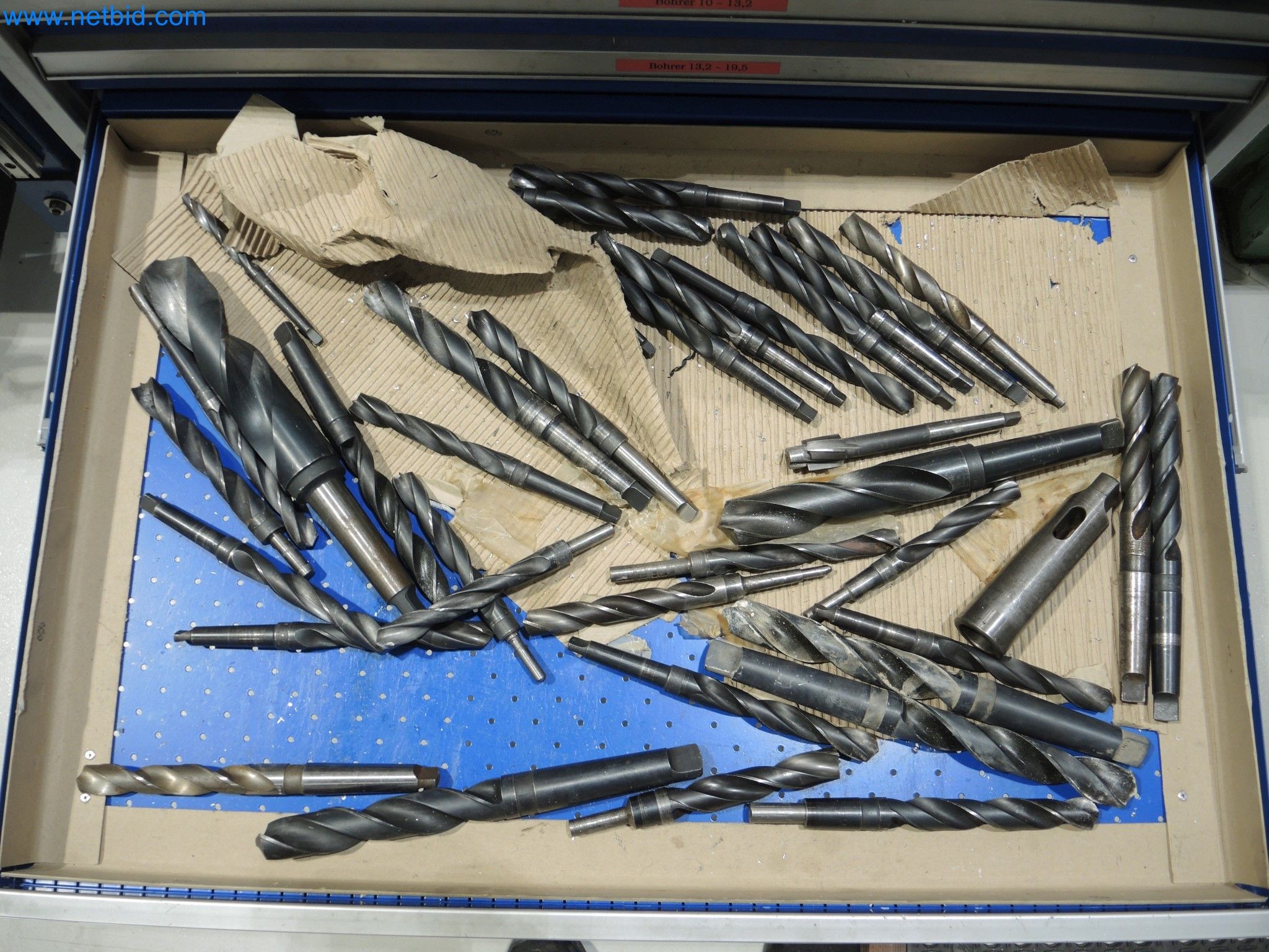 State-of-the-art production facilities for technical ceramics and PTC heating elements-6