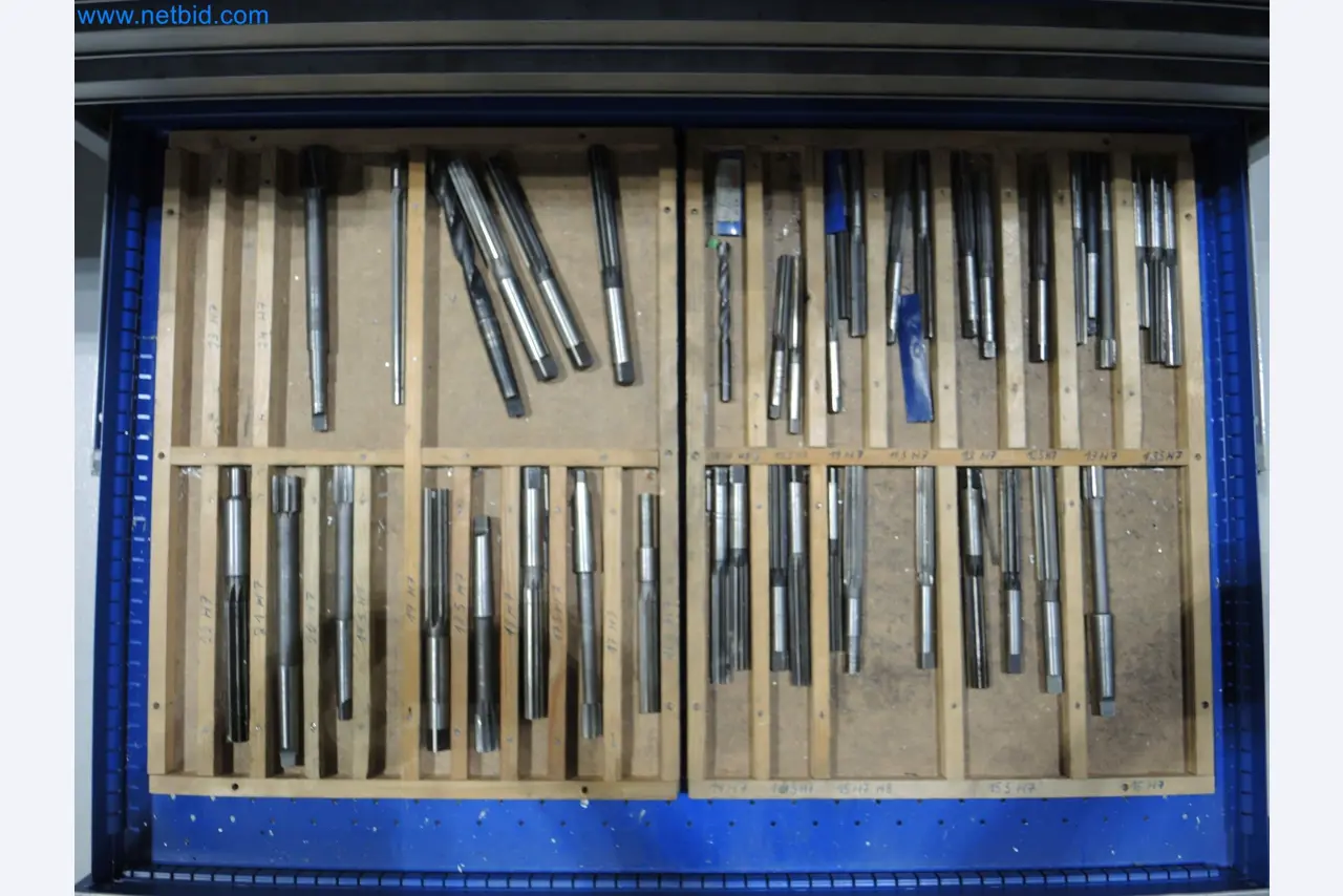 State-of-the-art production facilities for technical ceramics and PTC heating elements-7