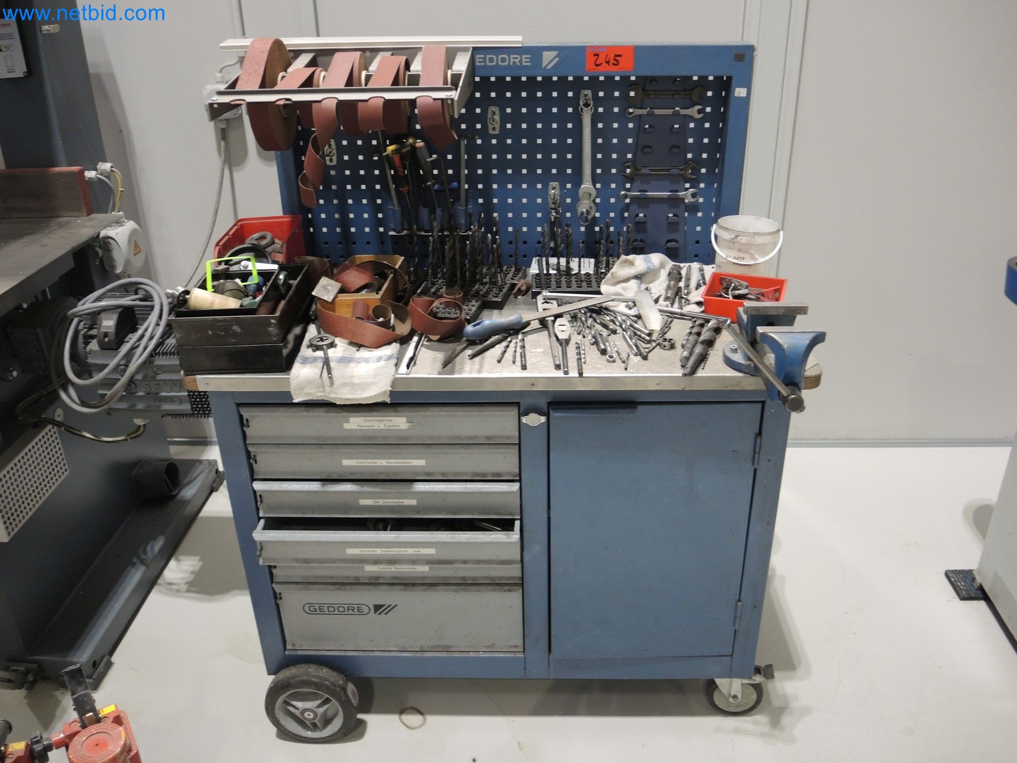 Installations de production ultramodernes pour la céramique technique et les éléments chauffants PTC-1