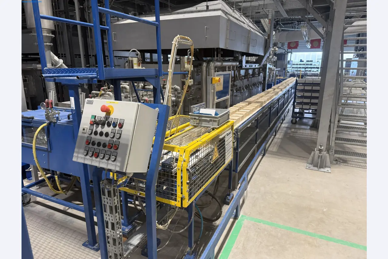 State-of-the-art production facilities for technical ceramics and PTC heating elements-12