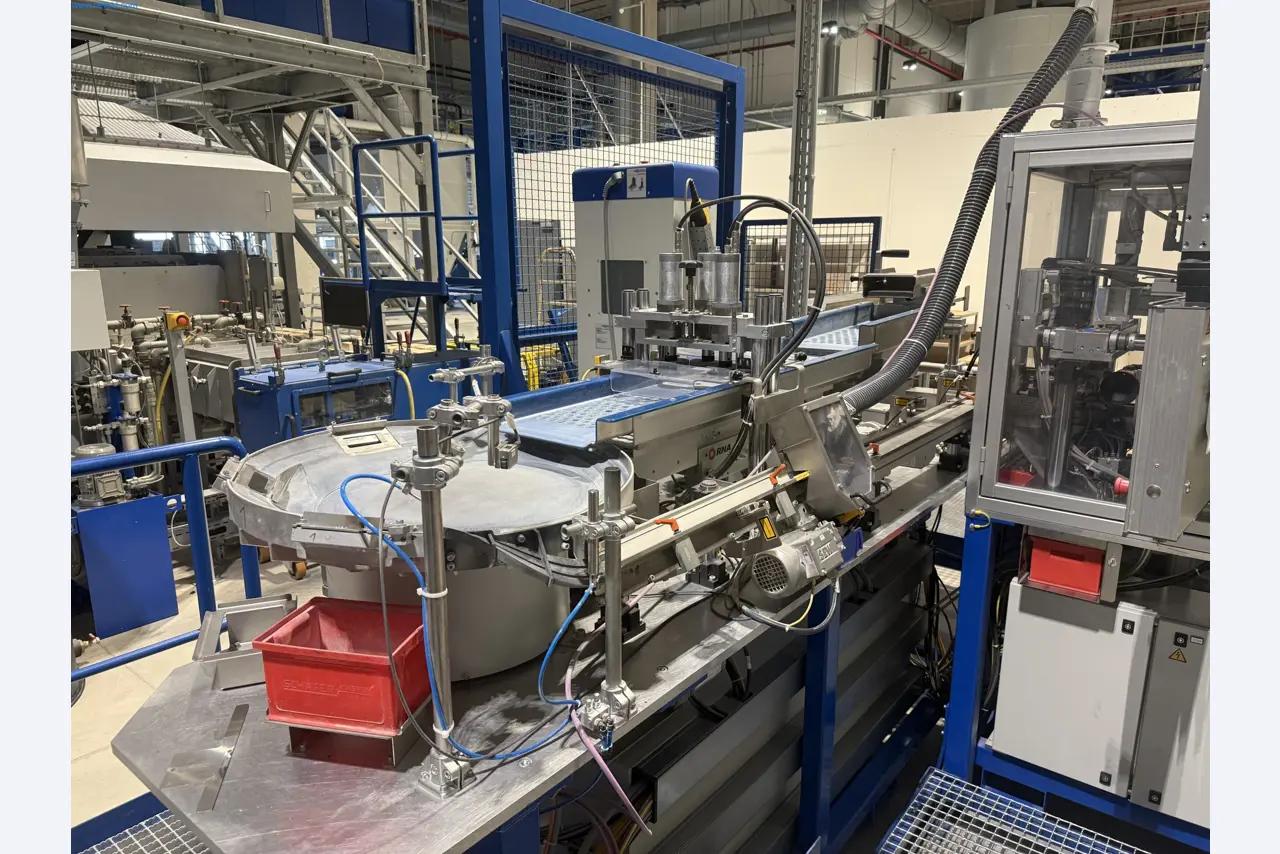 State-of-the-art production facilities for technical ceramics and PTC heating elements-15