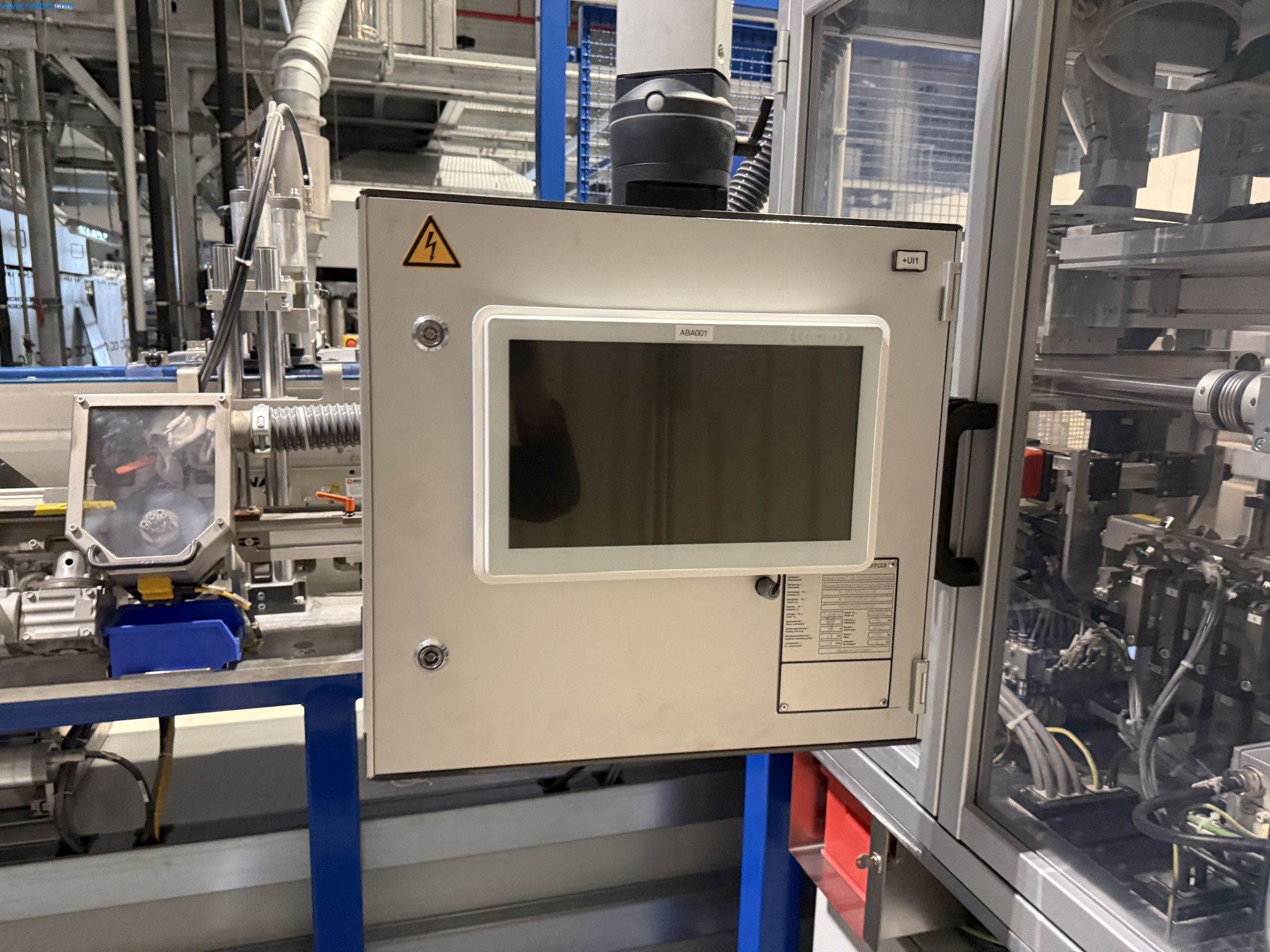State-of-the-art production facilities for technical ceramics and PTC heating elements-16