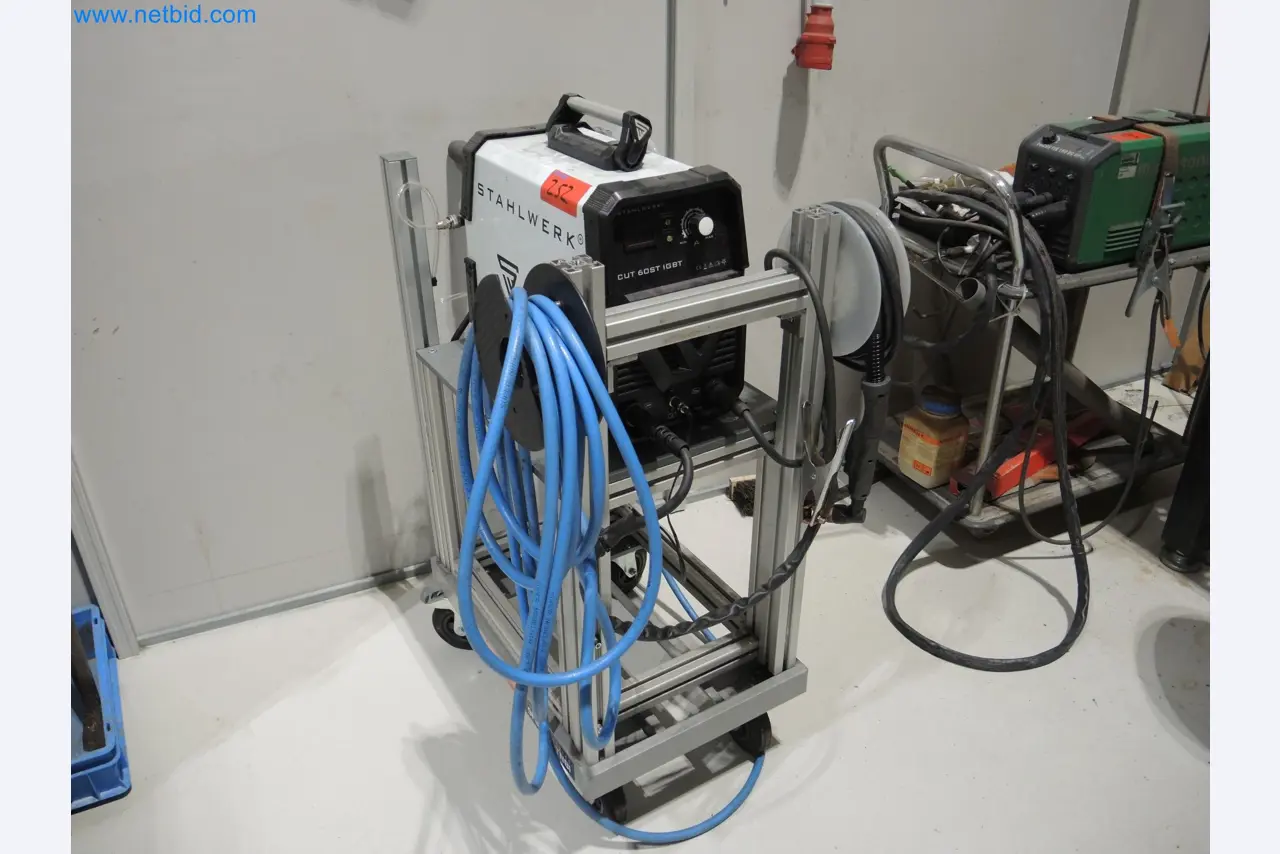 Hochmoderne Produktionsanlagen für Technische Keramik und PTC-Heizelemente-1