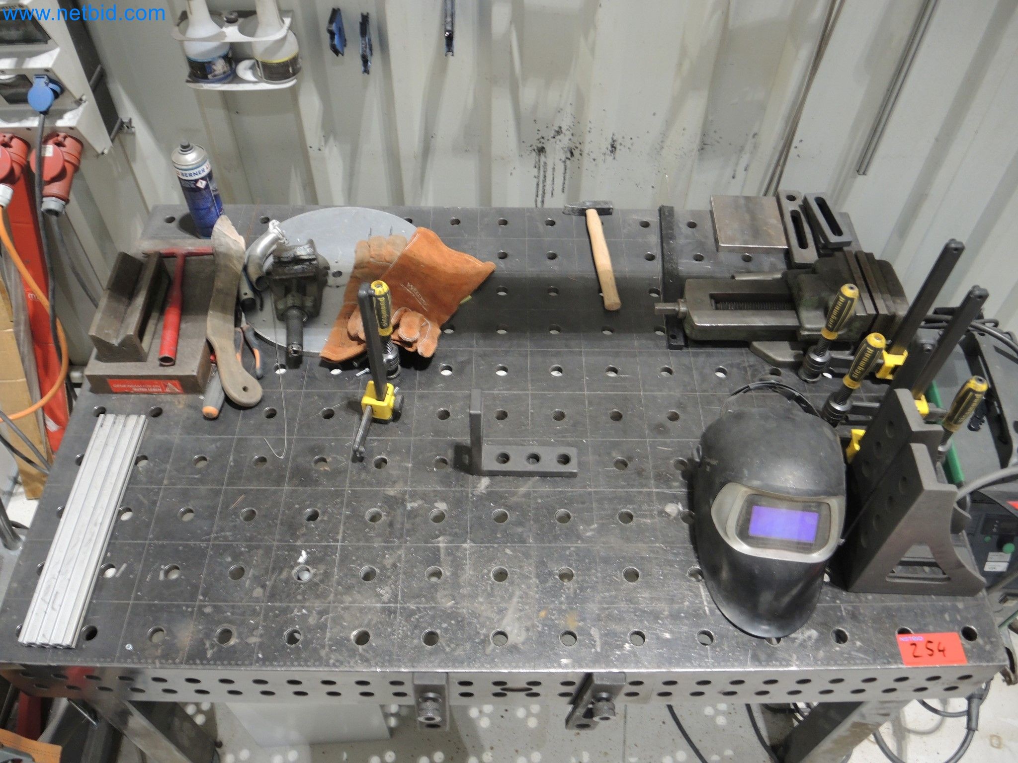 Installations de production ultramodernes pour la céramique technique et les éléments chauffants PTC-3