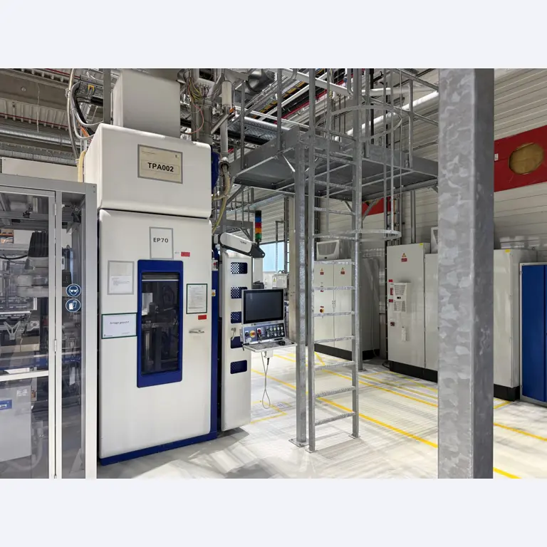 Hochmoderne Produktionsanlagen für technische Keramik und PTC-Heizelemente-12