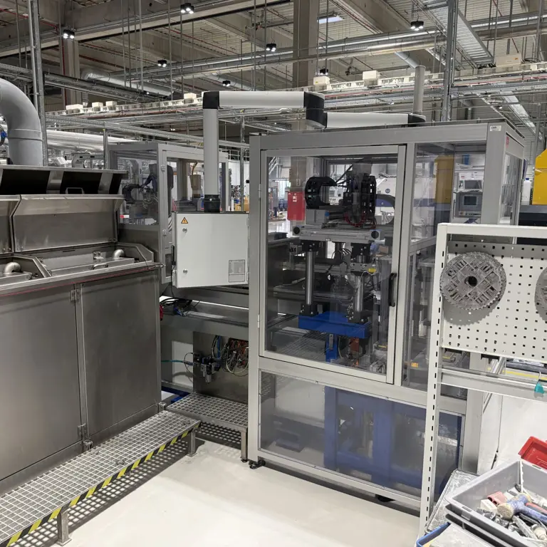 Component Removal Device Schaffler Abführung Wama zu Stangenmagazine