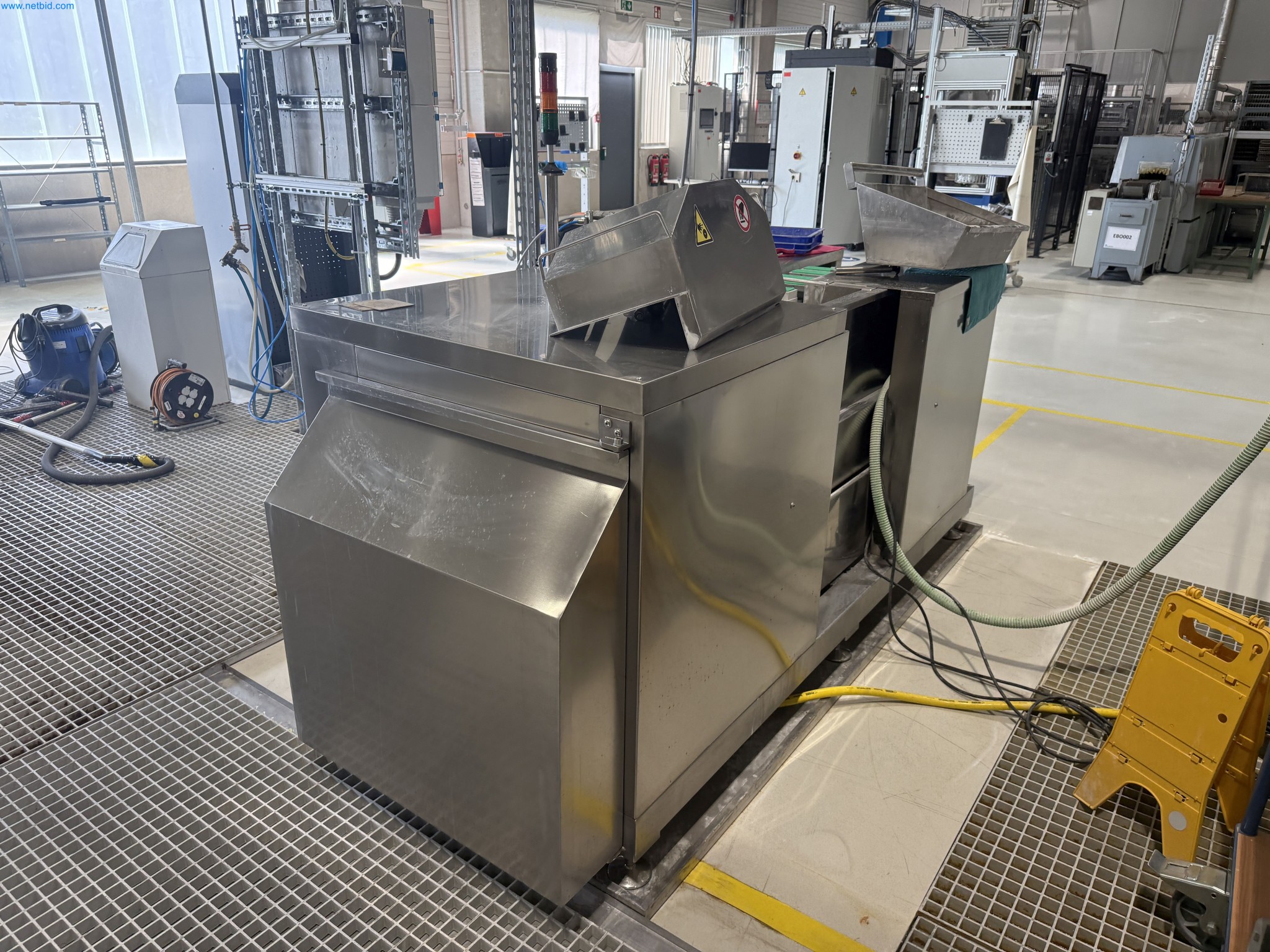 State-of-the-art production facilities for technical ceramics and PTC heating elements-6