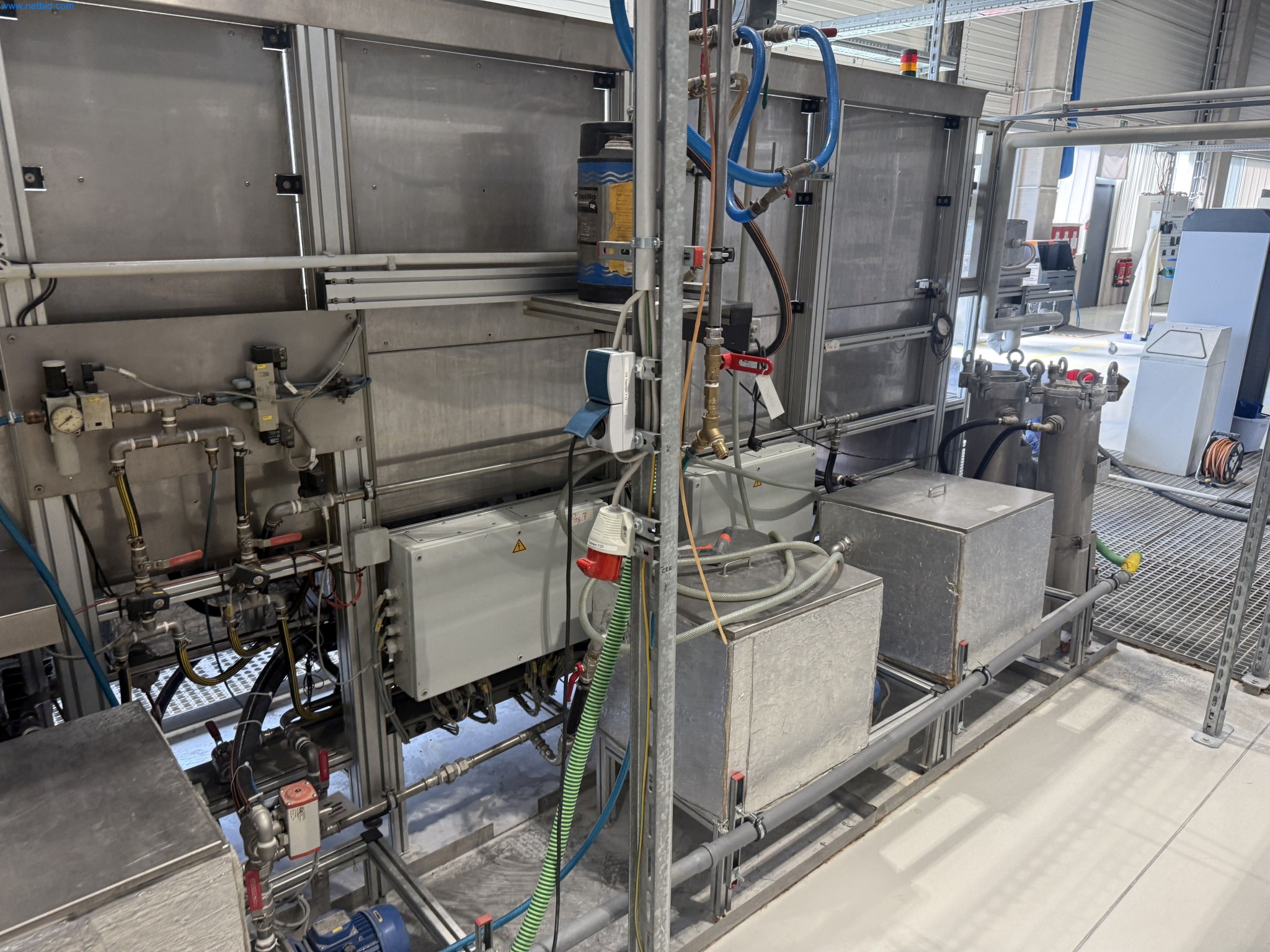 State-of-the-art production facilities for technical ceramics and PTC heating elements-14