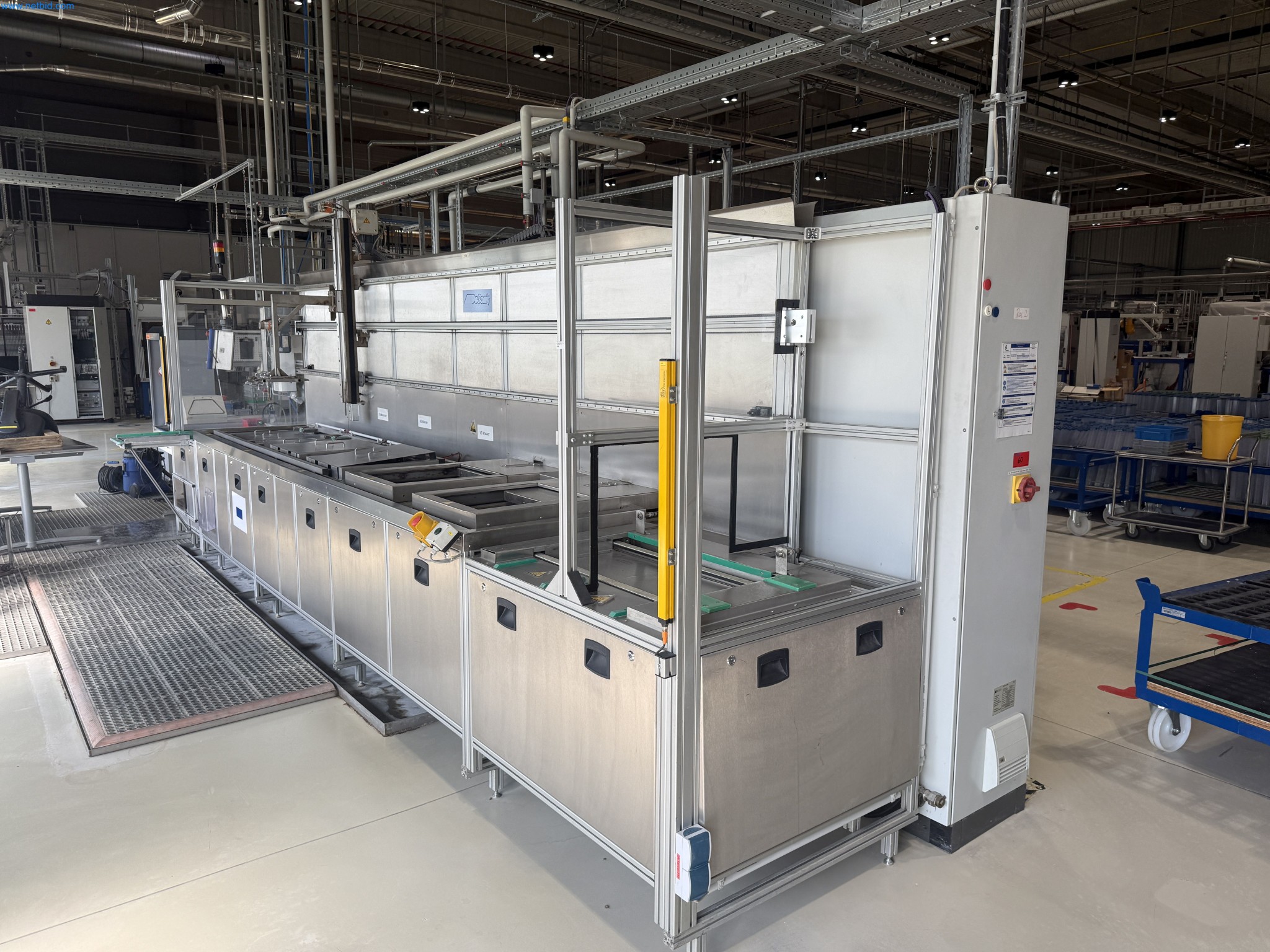 State-of-the-art production facilities for technical ceramics and PTC heating elements-8