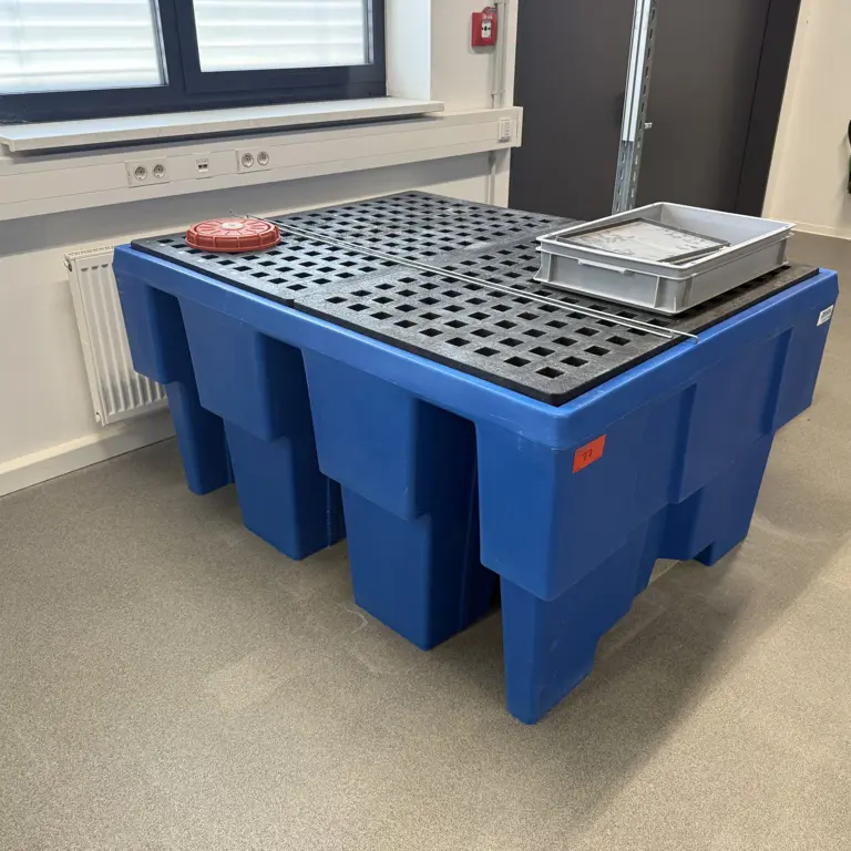 Hazardous Materials Drip Pan Denios