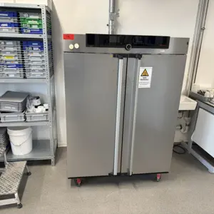 Warming Cabinet Memmert UF750