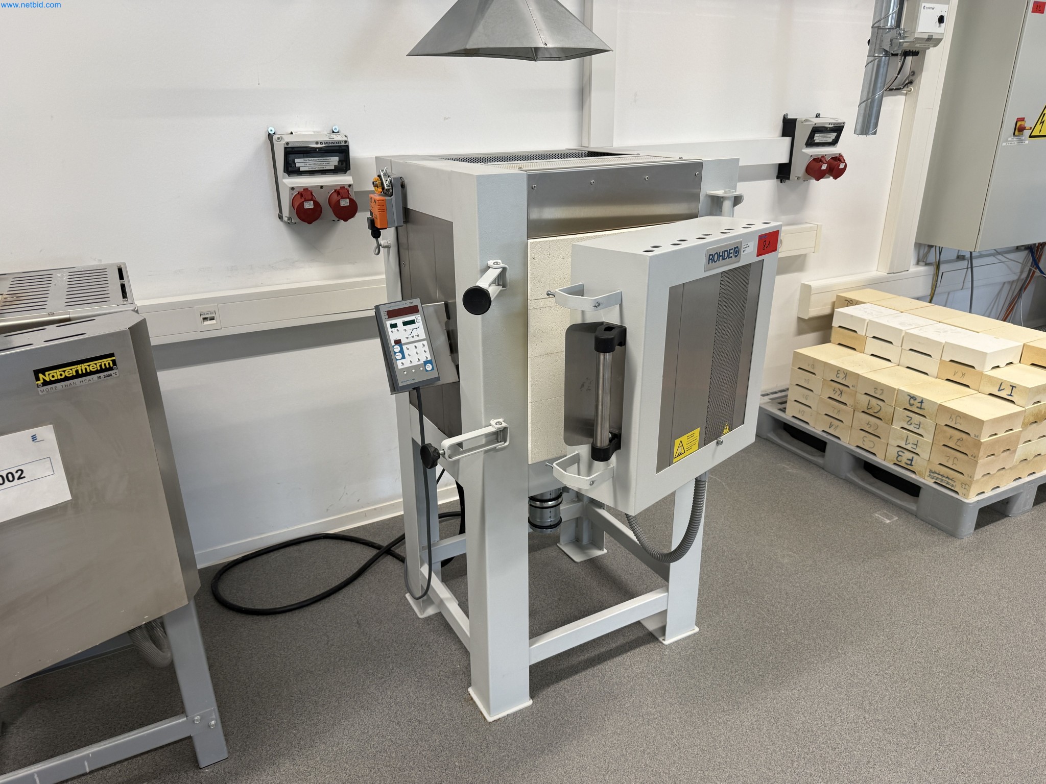 State-of-the-art production facilities for technical ceramics and PTC heating elements-1