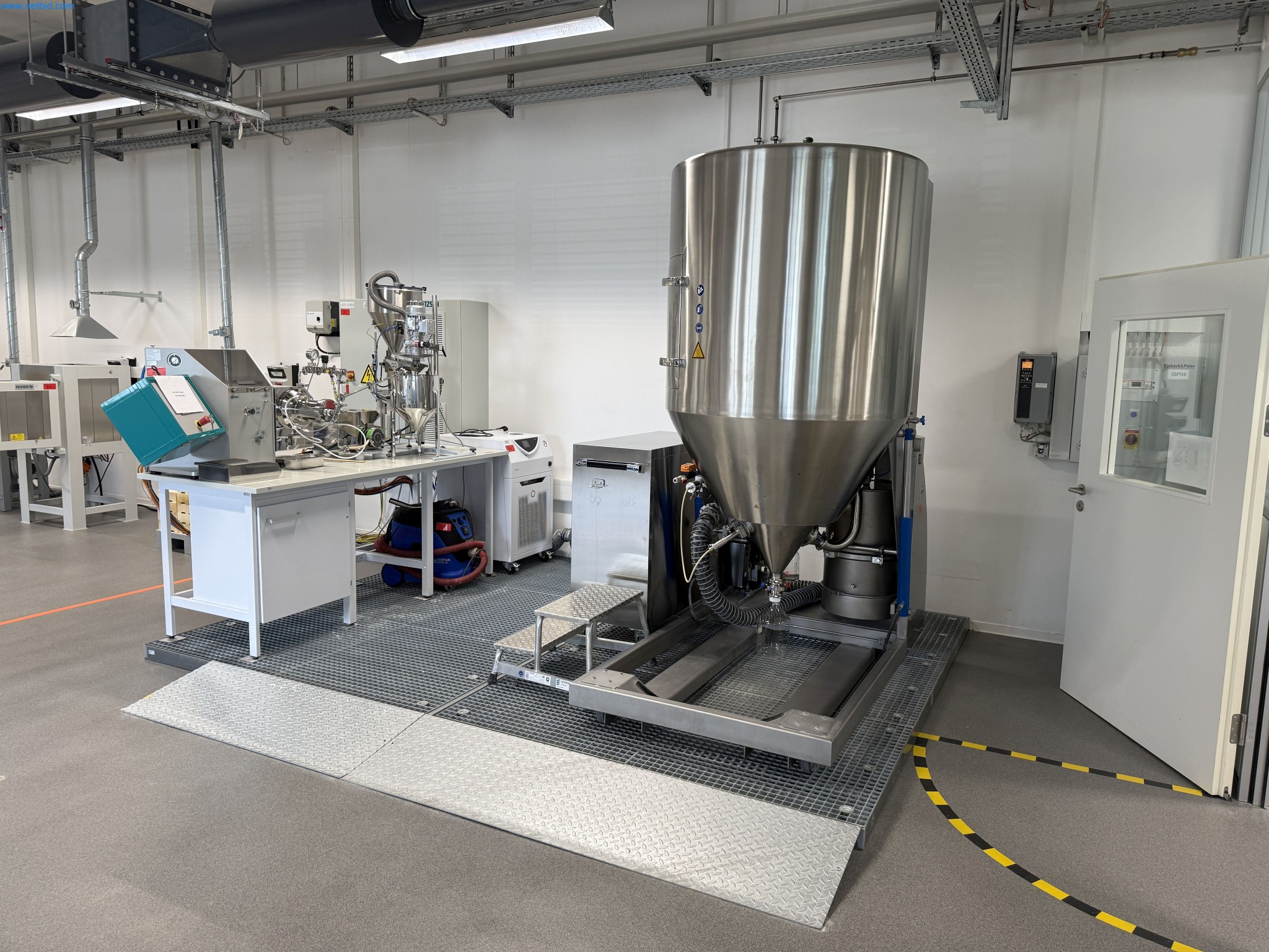 State-of-the-art production facilities for technical ceramics and PTC heating elements-1