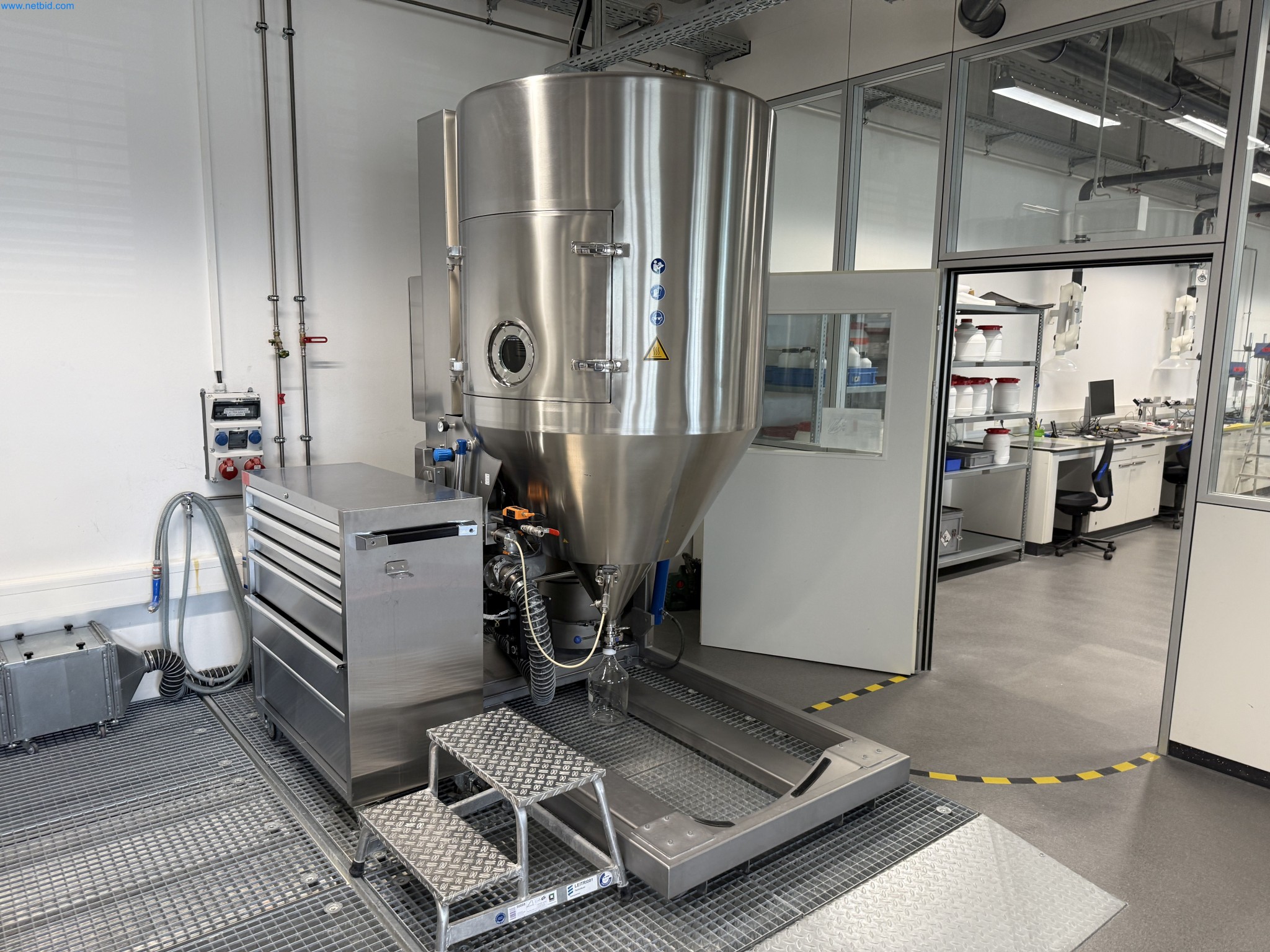 State-of-the-art production facilities for technical ceramics and PTC heating elements-5