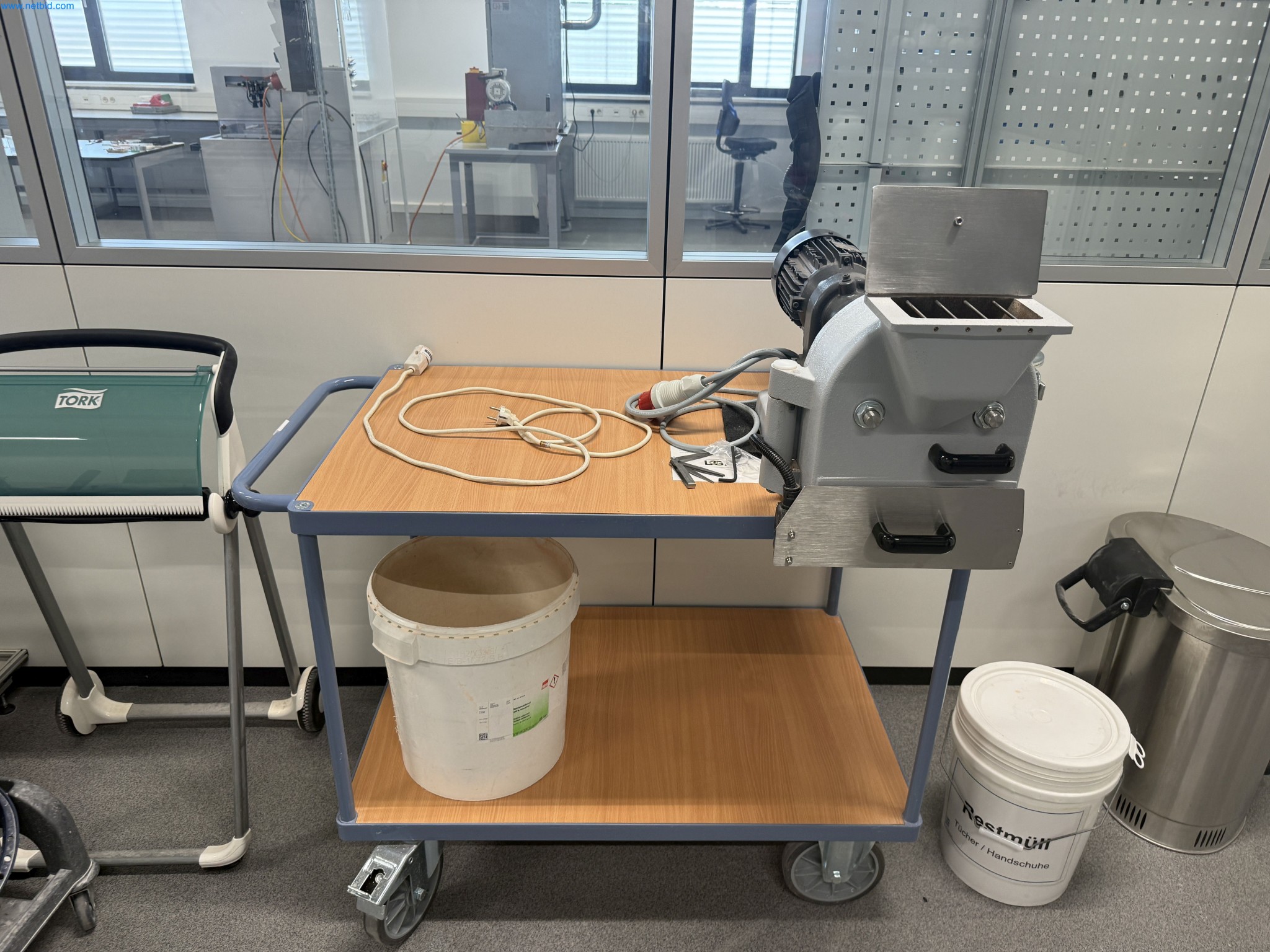 State-of-the-art production facilities for technical ceramics and PTC heating elements-3