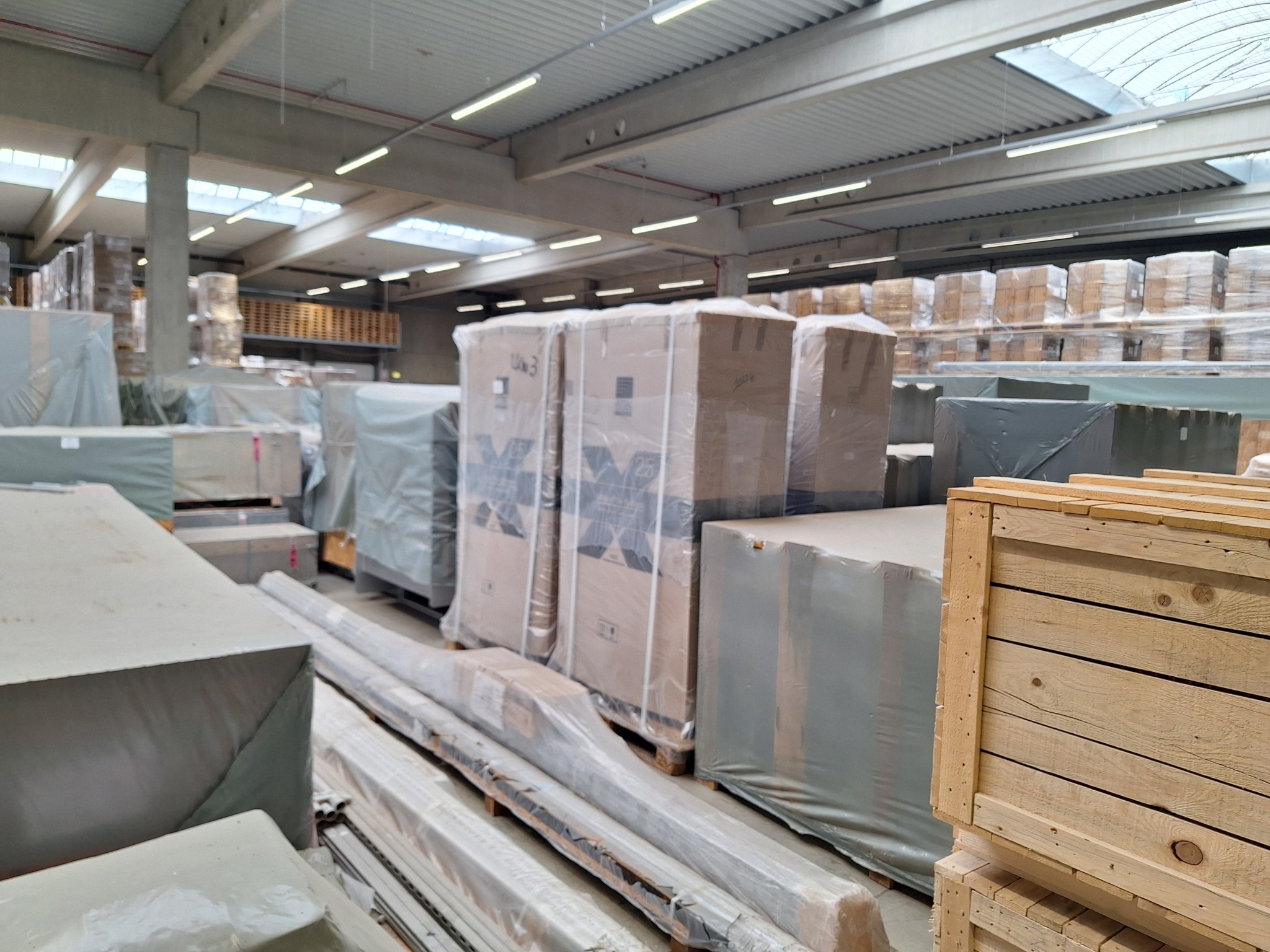 State-of-the-art production facilities for technical ceramics and PTC heating elements-1