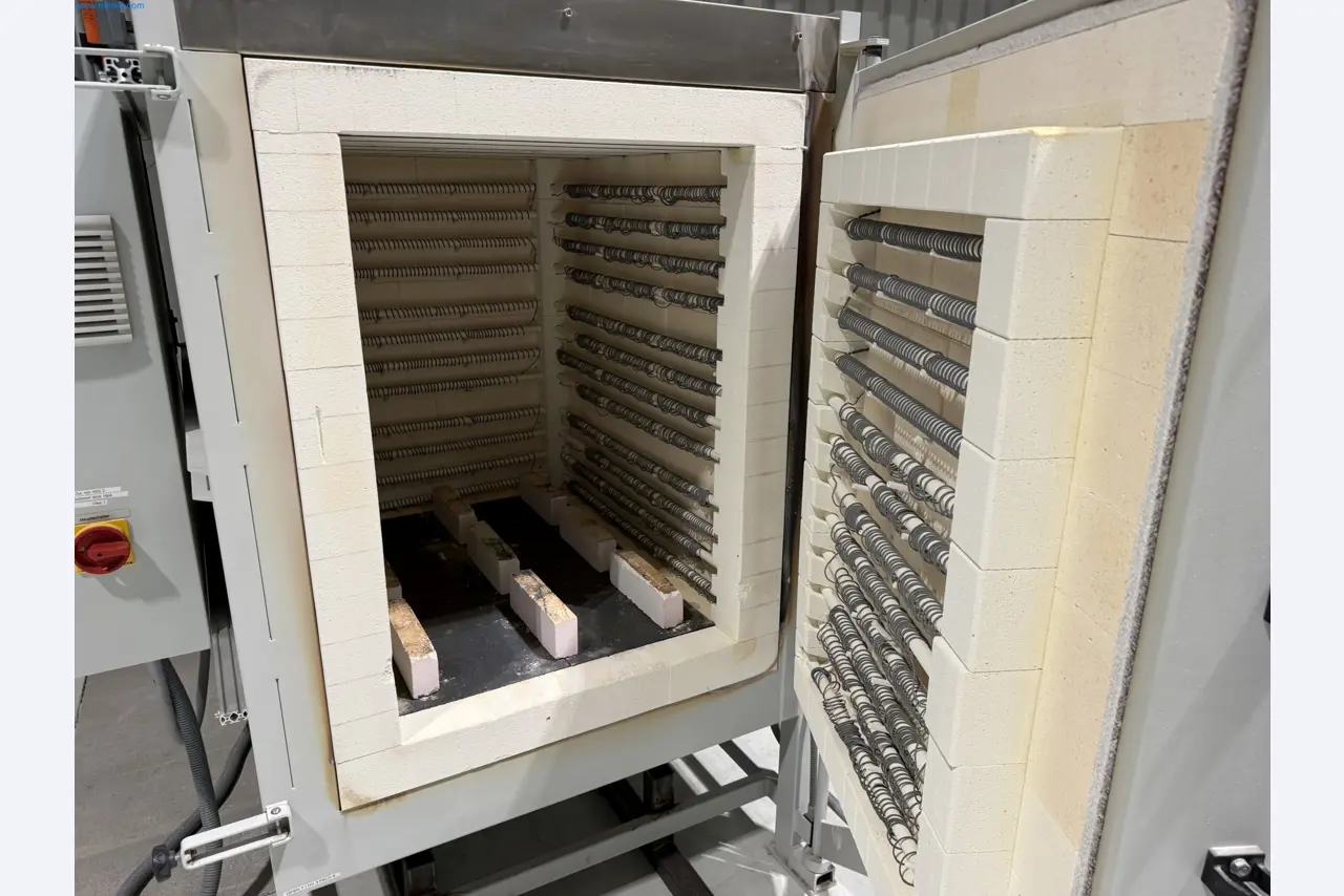 State-of-the-art production facilities for technical ceramics and PTC heating elements-4