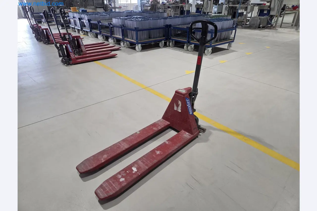 Installations de production ultramodernes pour la céramique technique et les éléments chauffants PTC-1