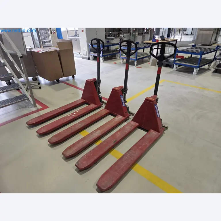 Installations de production ultramodernes pour la céramique technique et les éléments chauffants PTC-1