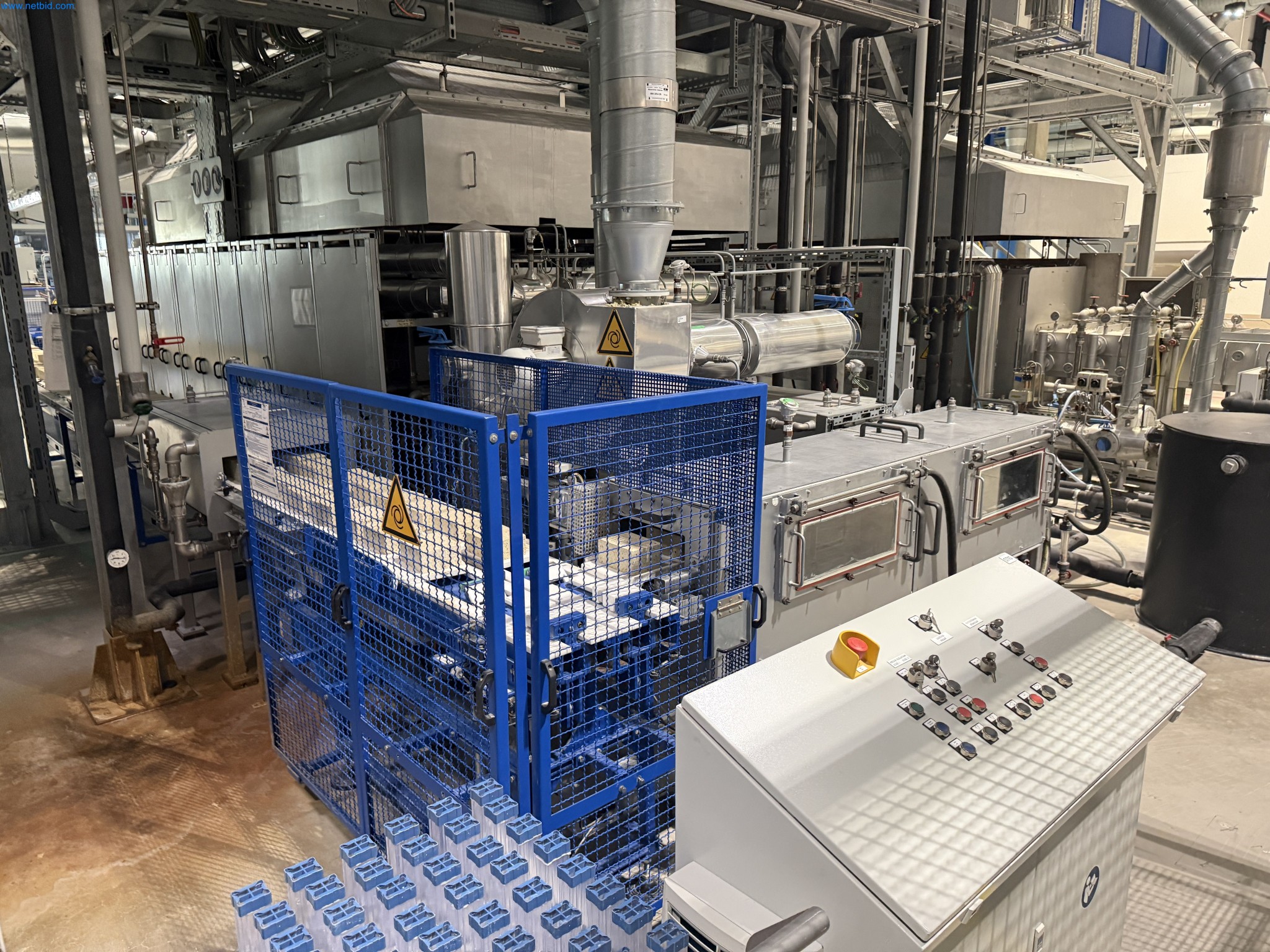 State-of-the-art production facilities for technical ceramics and PTC heating elements-6