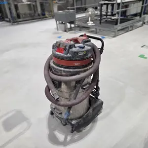 Wet/Dry Vacuum Cleaner