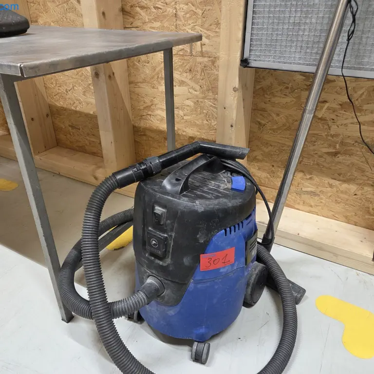 Industrial Vacuum Cleaners Nilfisk Aero 21
