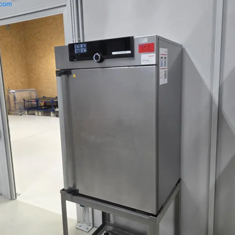 Drying Cabinet Memmert
