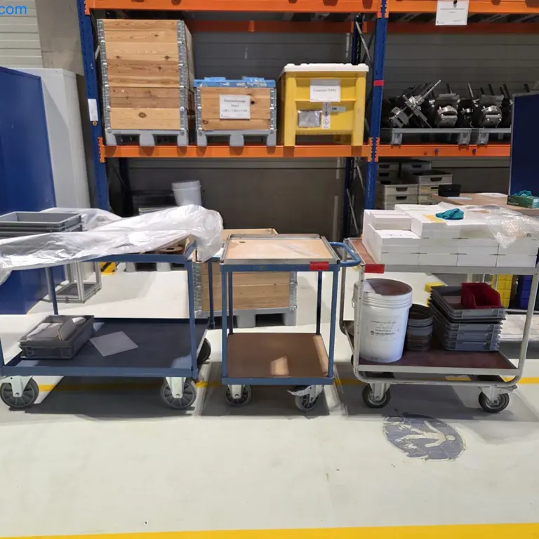 3 Stackable cart