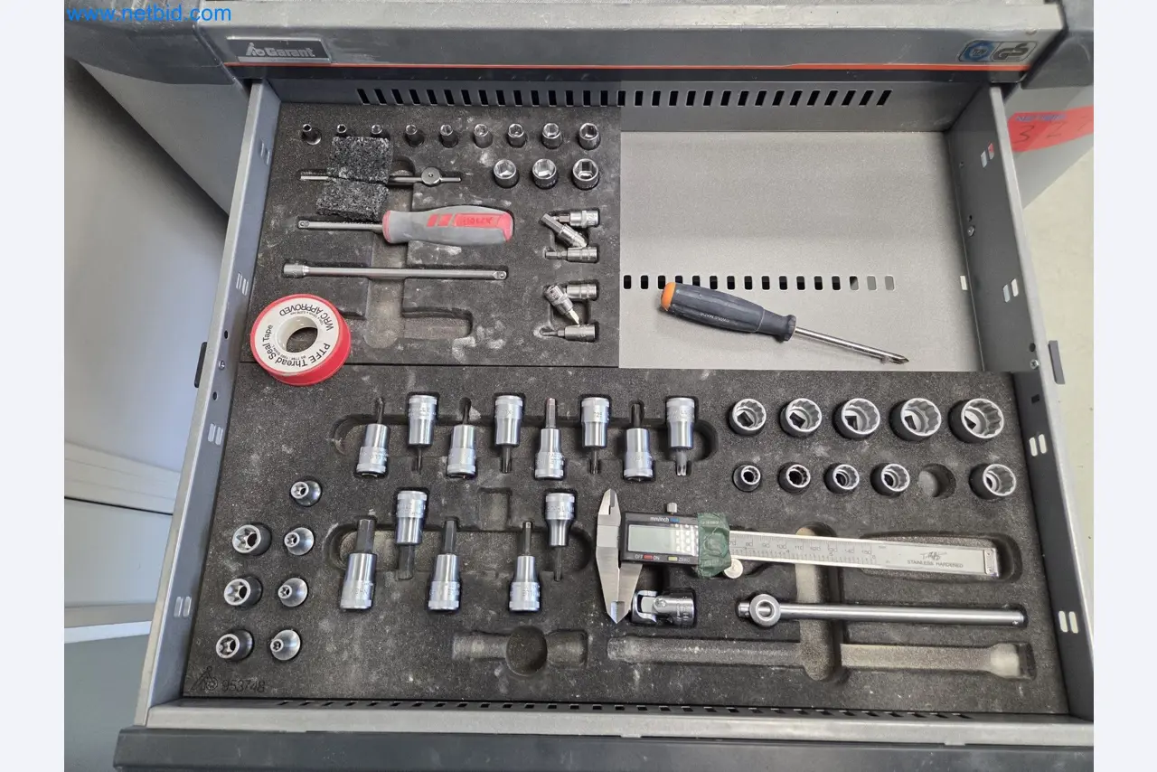 Hochmoderne Produktionsanlagen für Technische Keramik und PTC-Heizelemente-3
