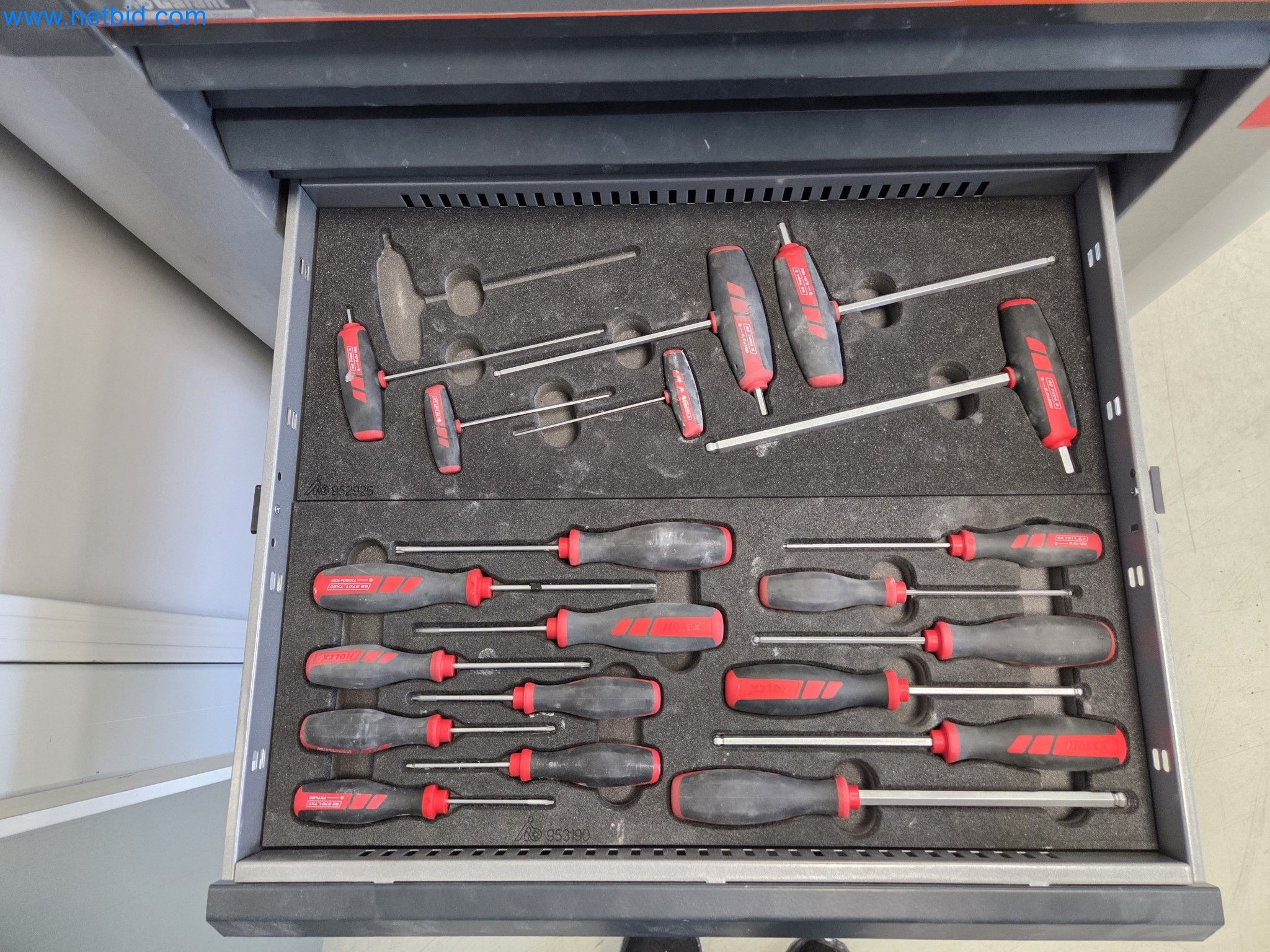 Hochmoderne Produktionsanlagen für Technische Keramik und PTC-Heizelemente-4