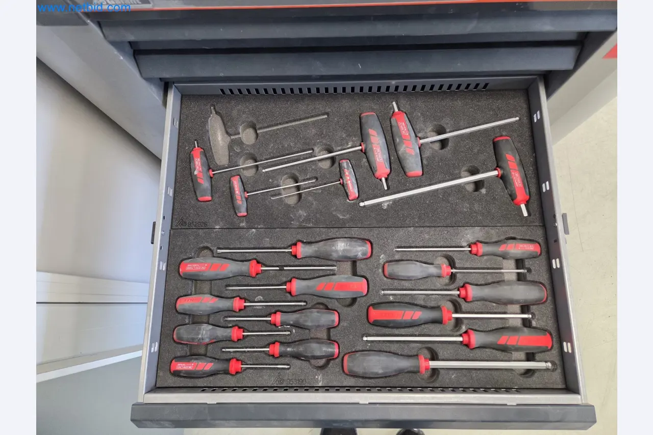 Hochmoderne Produktionsanlagen für Technische Keramik und PTC-Heizelemente-4