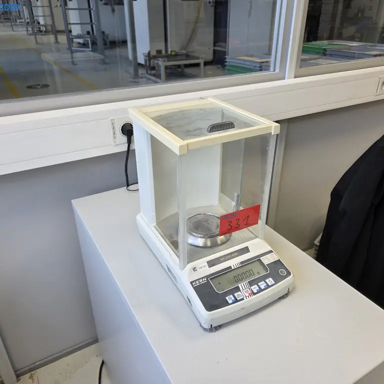 Laboratory scale Kern ABT 220-4NM