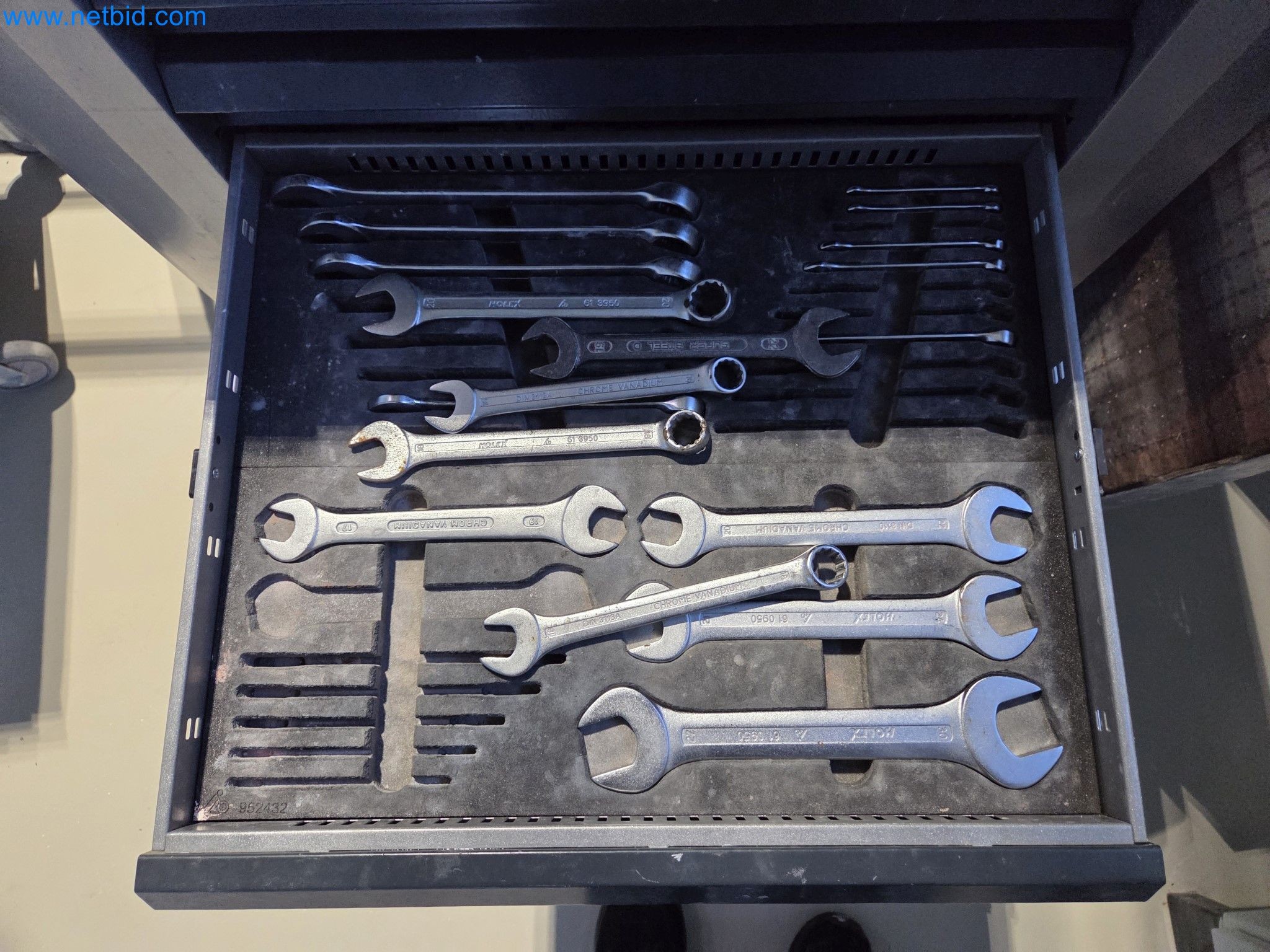 State-of-the-art production facilities for technical ceramics and PTC heating elements-5