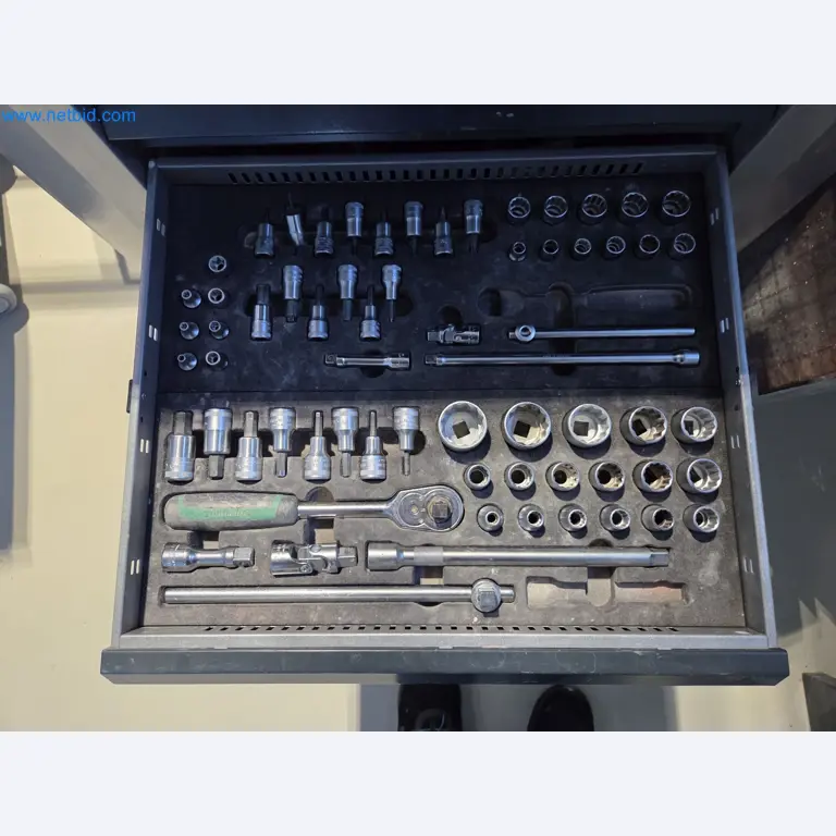 State-of-the-art production facilities for technical ceramics and PTC heating elements-6