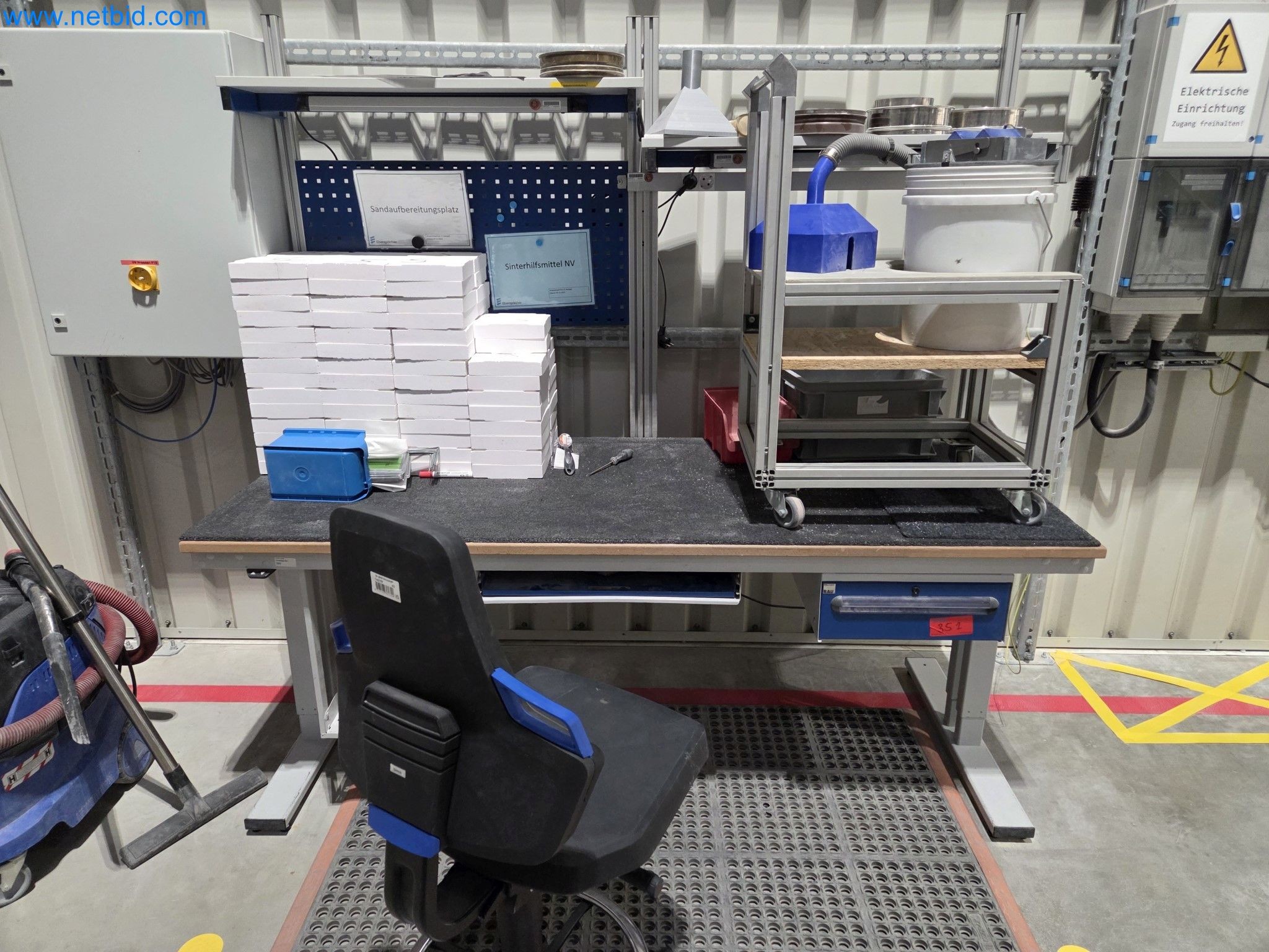 State-of-the-art production facilities for technical ceramics and PTC heating elements-1