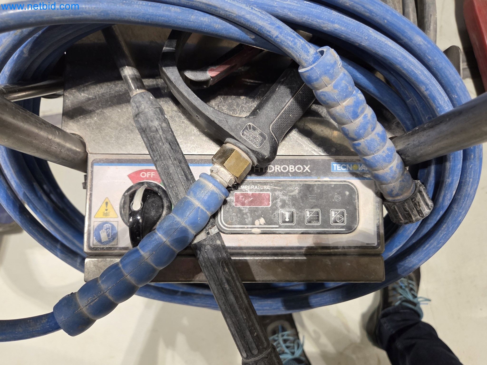 State-of-the-art production facilities for technical ceramics and PTC heating elements-5