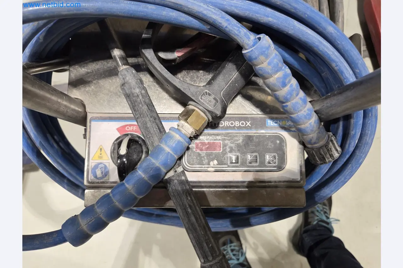 State-of-the-art production facilities for technical ceramics and PTC heating elements-5