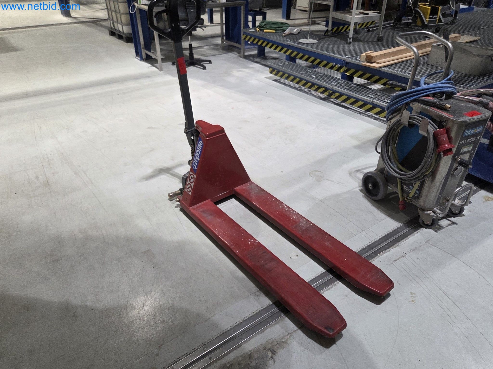 State-of-the-art production facilities for technical ceramics and PTC heating elements-1