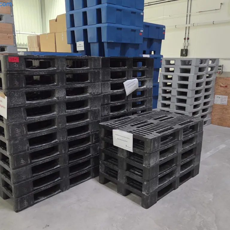 25 Kunststoffpaletten Capca IPS