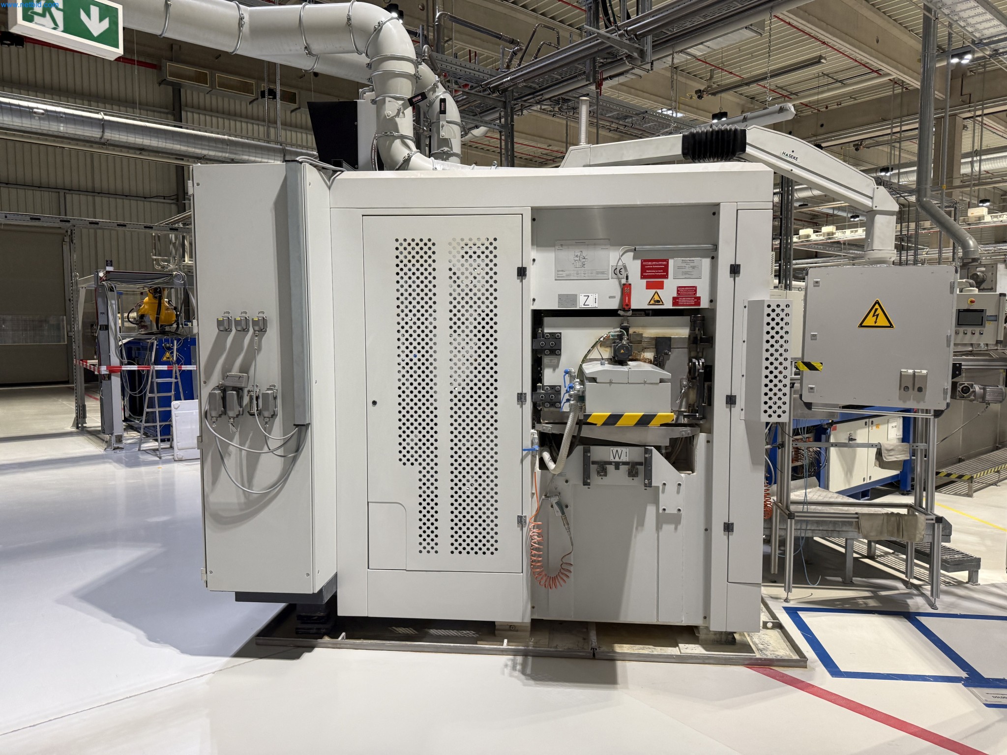 State-of-the-art production facilities for technical ceramics and PTC heating elements-2