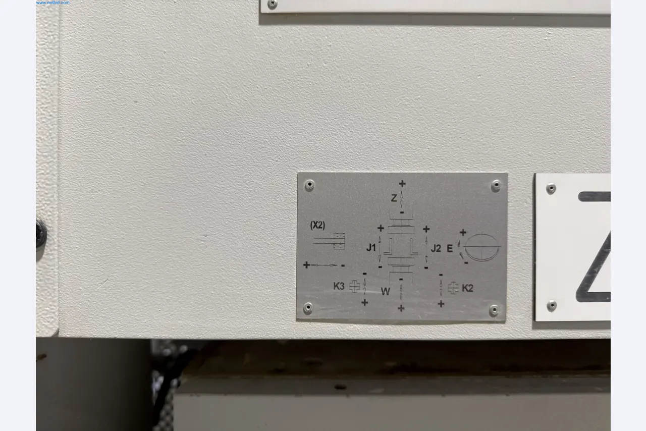 State-of-the-art production facilities for technical ceramics and PTC heating elements-8