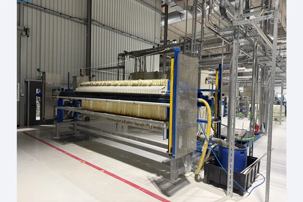 State-of-the-art production facilities for technical ceramics and PTC heating elements-1
